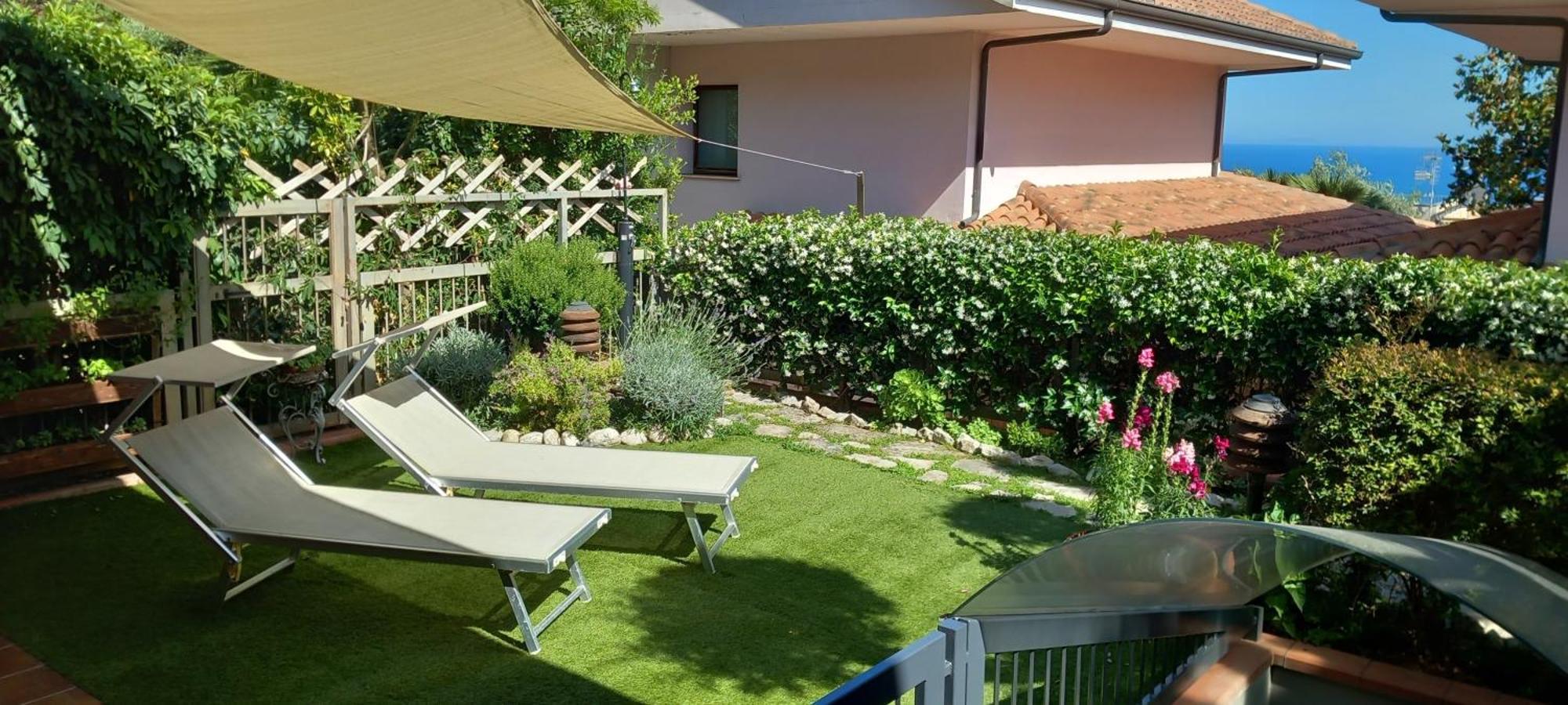 B&B Villa Noemi Formia Exteriör bild